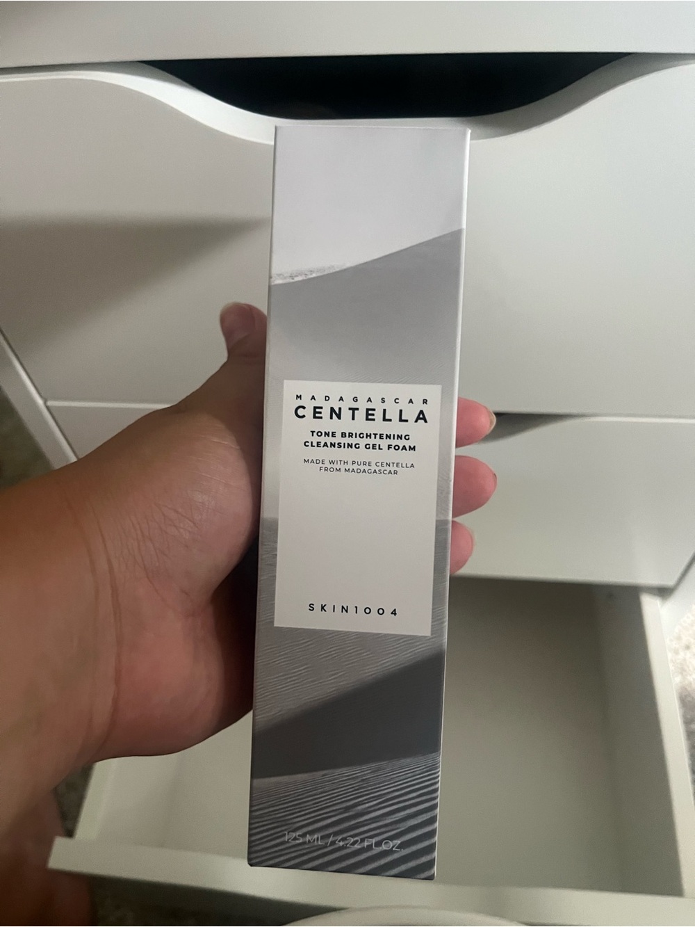 Madagascar Centella Tone Brightening Cleansing Gel Foam — White & Gray